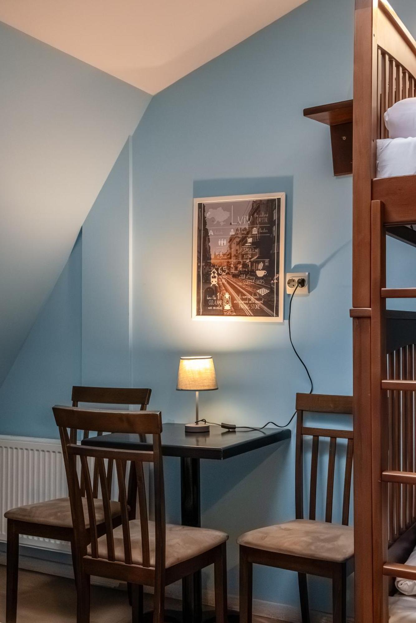 Gar'Is Hostel Lviv Eksteriør bilde